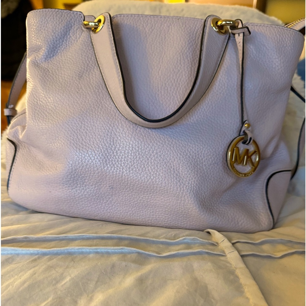 Michael Kors purse new tags smoke-free home